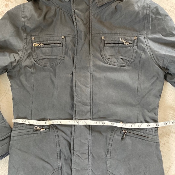 Aritzia // TNA Parka - Picture 9 of 11